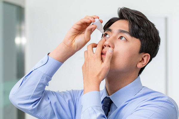 안구건조증 관련 이미지